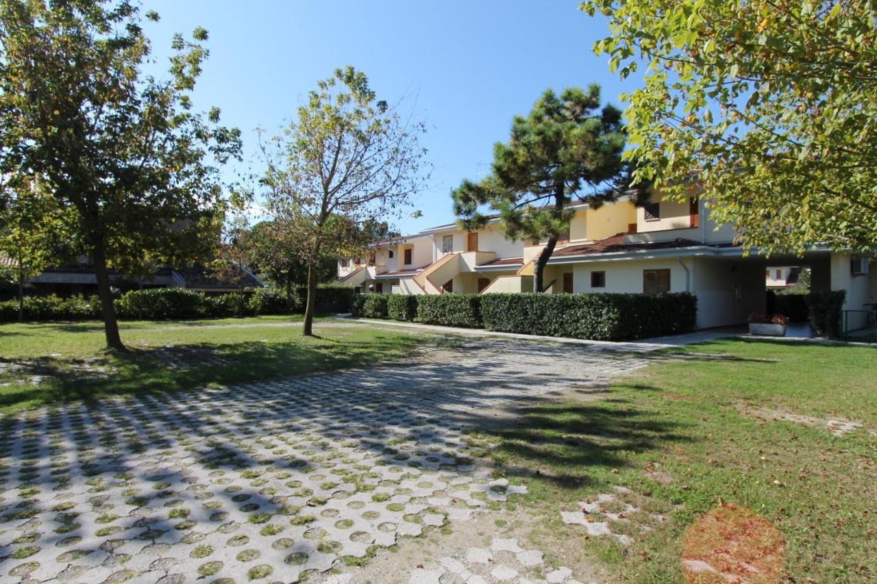 Appartamenti Loriana Bibione Exterior foto